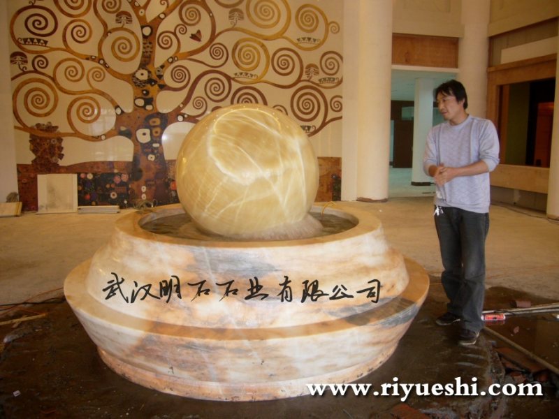 �׻����ˮ����Ȫ