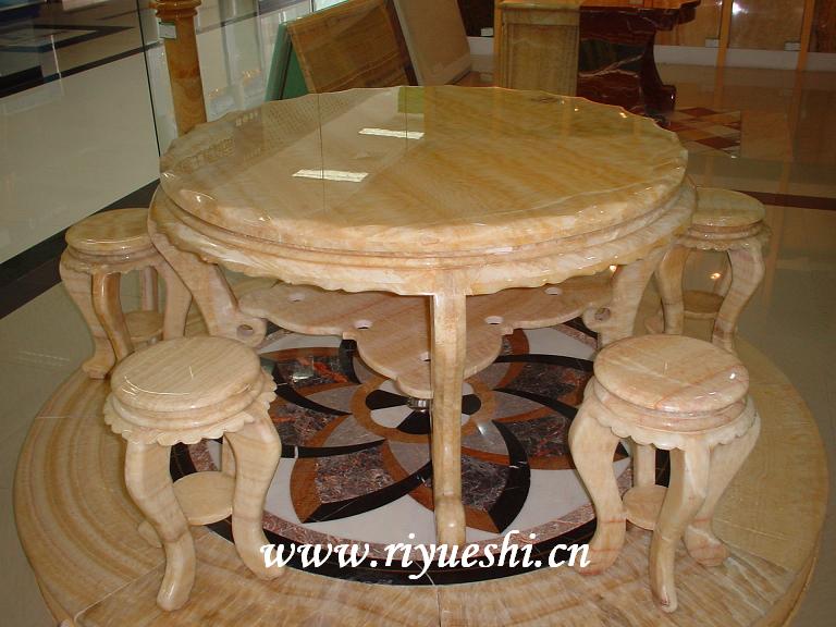 �׻������ʯ