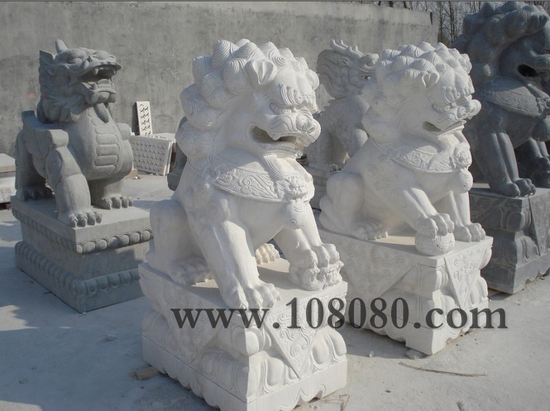 �人��������ʯʨ�ӵ�