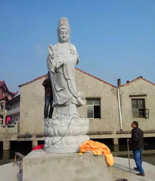 �人ʯ�������