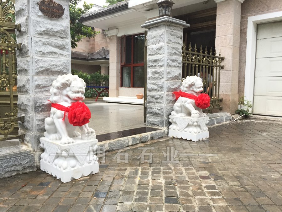 �人Զ��ׯ԰ʯʨ��